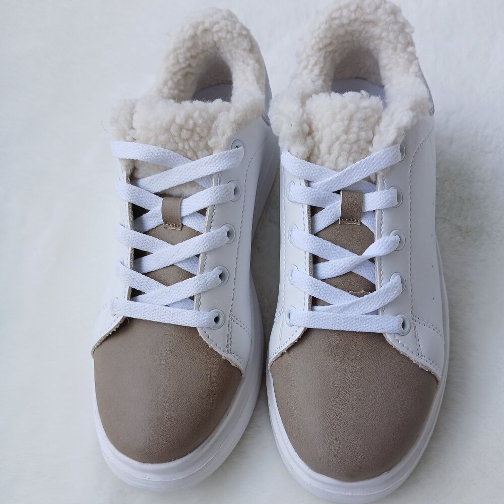 Arizona Jean Co. Cozy White and Stone Color Fitness Shoes